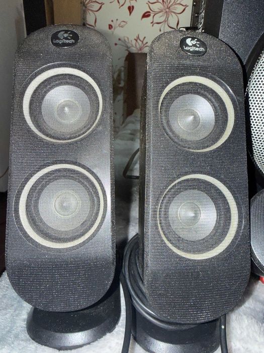 Sistem Logitech 5.1 X-530 stare foarte buna