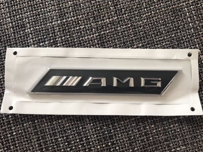 Emblema Mercedes AMG aripa model nou 2017