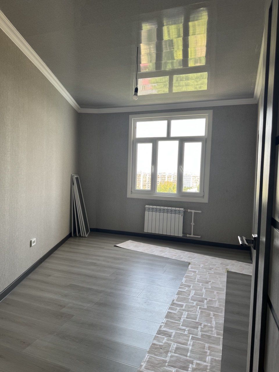 Сергели 3 бекат метро енида 4 ком квартира Продается