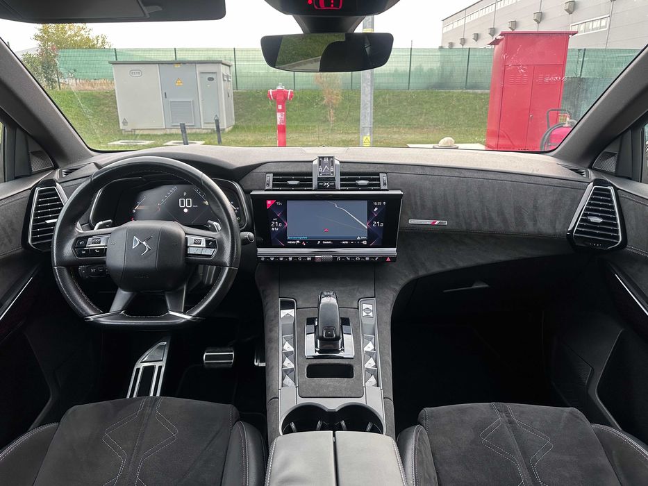 DS7 Crossback / PerformanceLine / 2.0HDi - 180Cp / Far LED / Alcantara