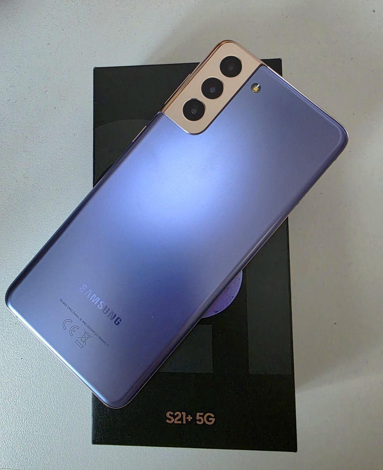 Продавам Samsung s21 plus 256GB