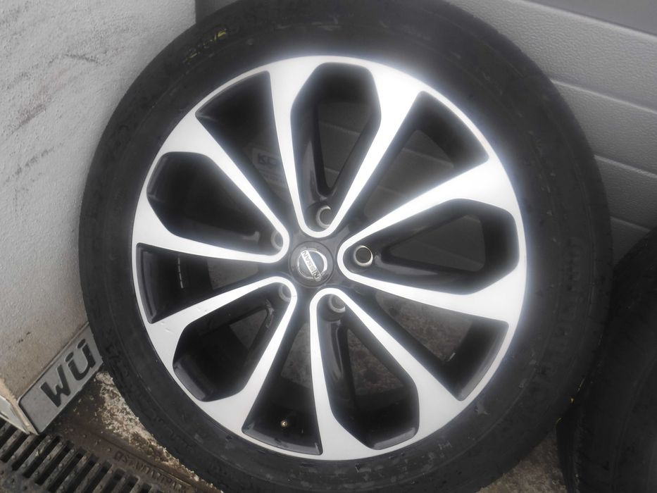 Jante Nissan Qashqai 215 55 18 Vara Continental NOII