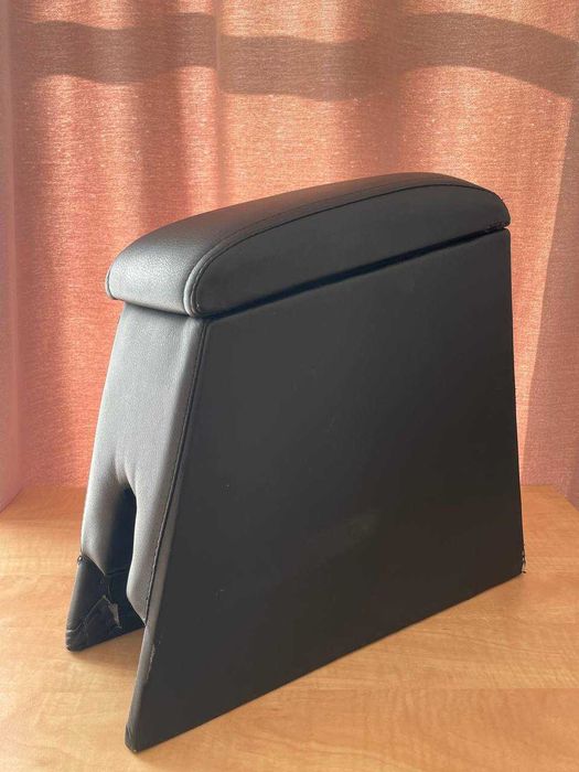 Подлакътник за Fiat Punto / Linea / Grande Punto