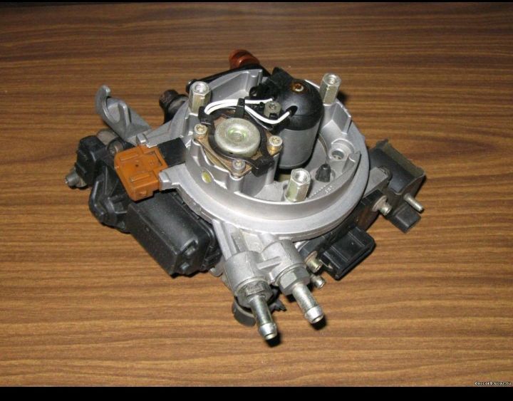 Монопрыск от Ауди 80 б3 1,8 40,000тг