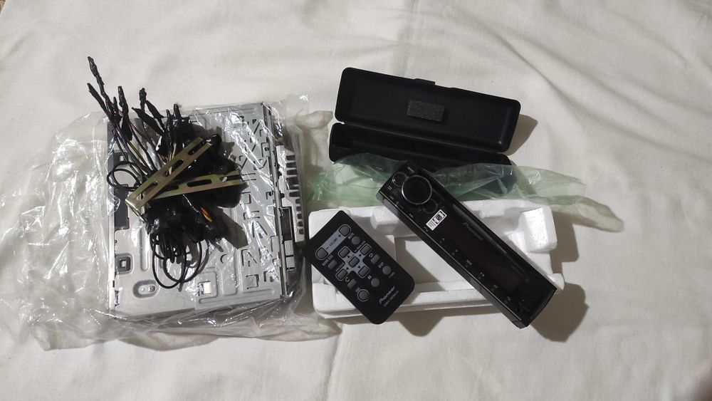 Пионер авто магнитола 100$