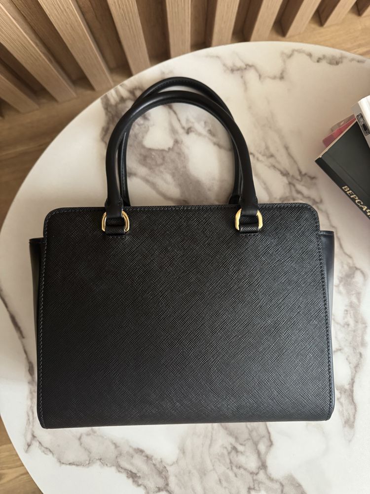 Чанта Prada Galria