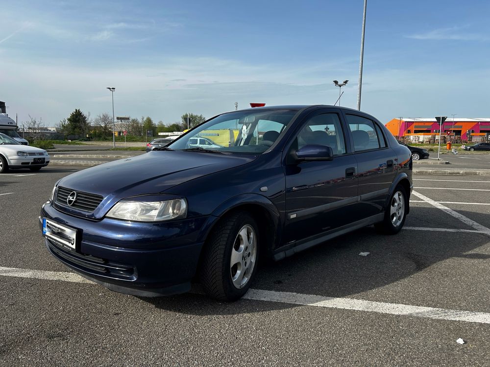 Opel asta G 1.6 benzina