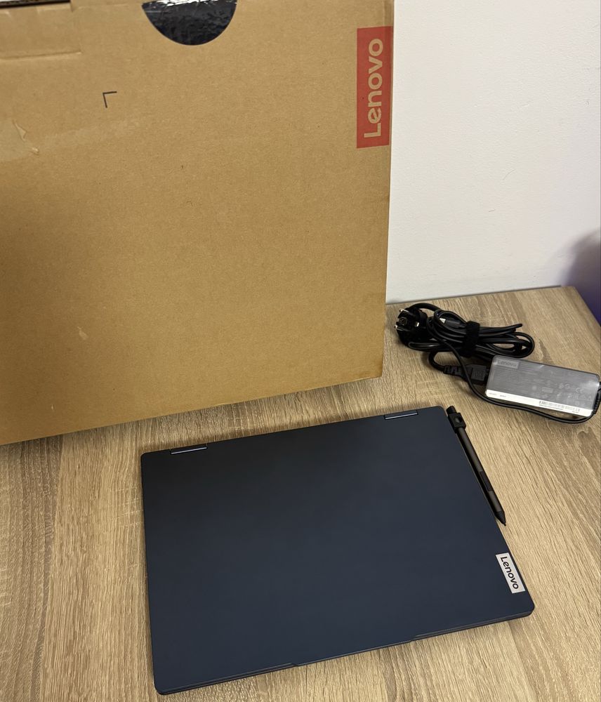 Laptop OLED i5-13420H NOU GARANTI 20 LUNI Yoga IdeaPad5 2-1 PEN DDR5