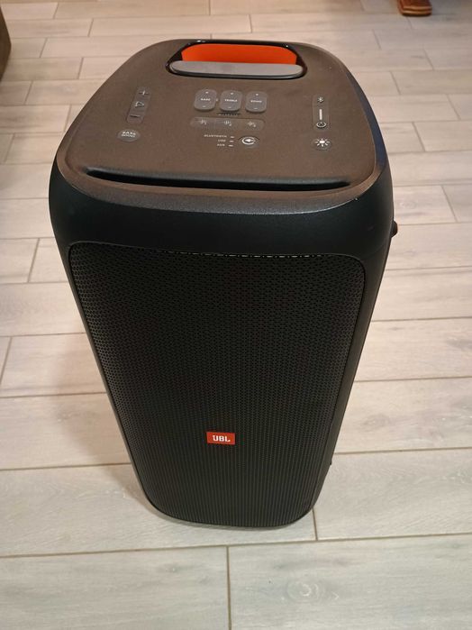 Vând boxa JBL partybox 310