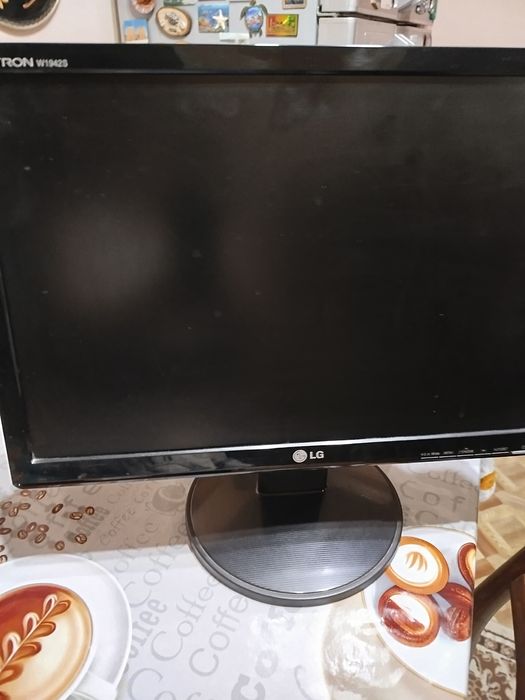 Монитор компьютера Samsung