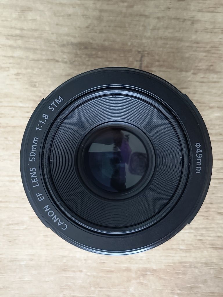 Обектив Canon EF 50mm f1.8 STM