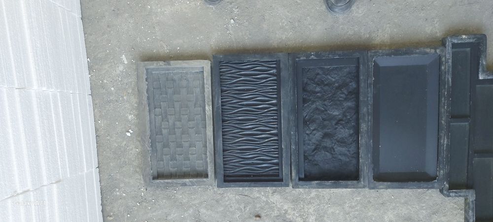 Fasadniy pilitka qoliplari sotiladi