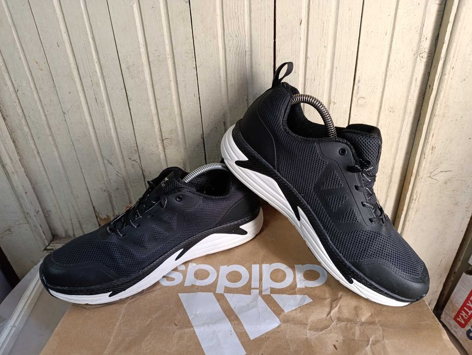 ''Polecat Actio Track Gore-Tex''оригинални маратонки 44 номер