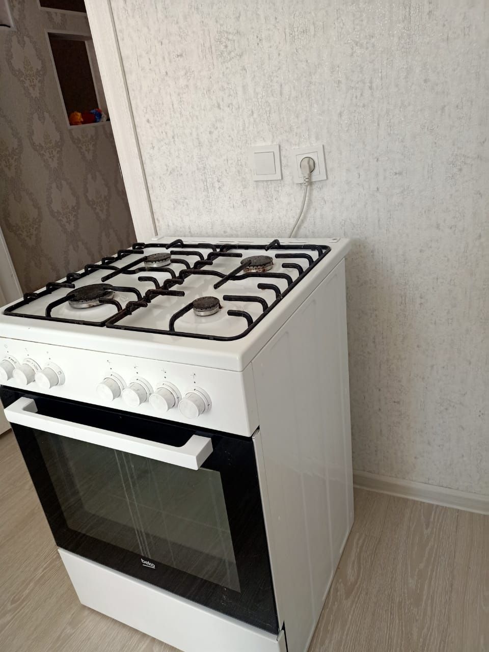 Продам газ плиту “BEKO”. В идеальном состояниий