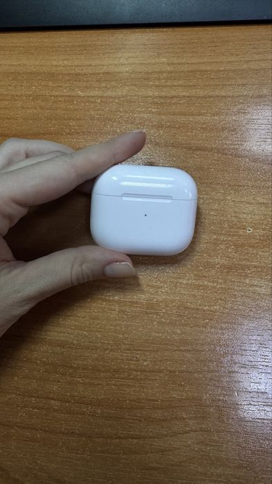 Продам airpods 3