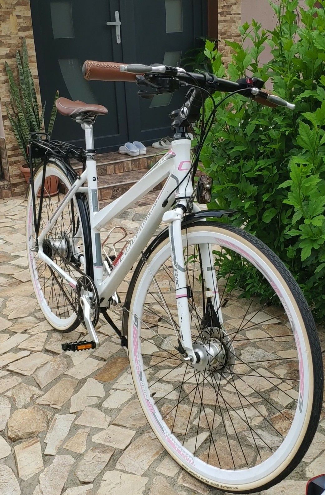 Bicicletă elegantă (city/trekking/cross)CULTIMA RX 2022