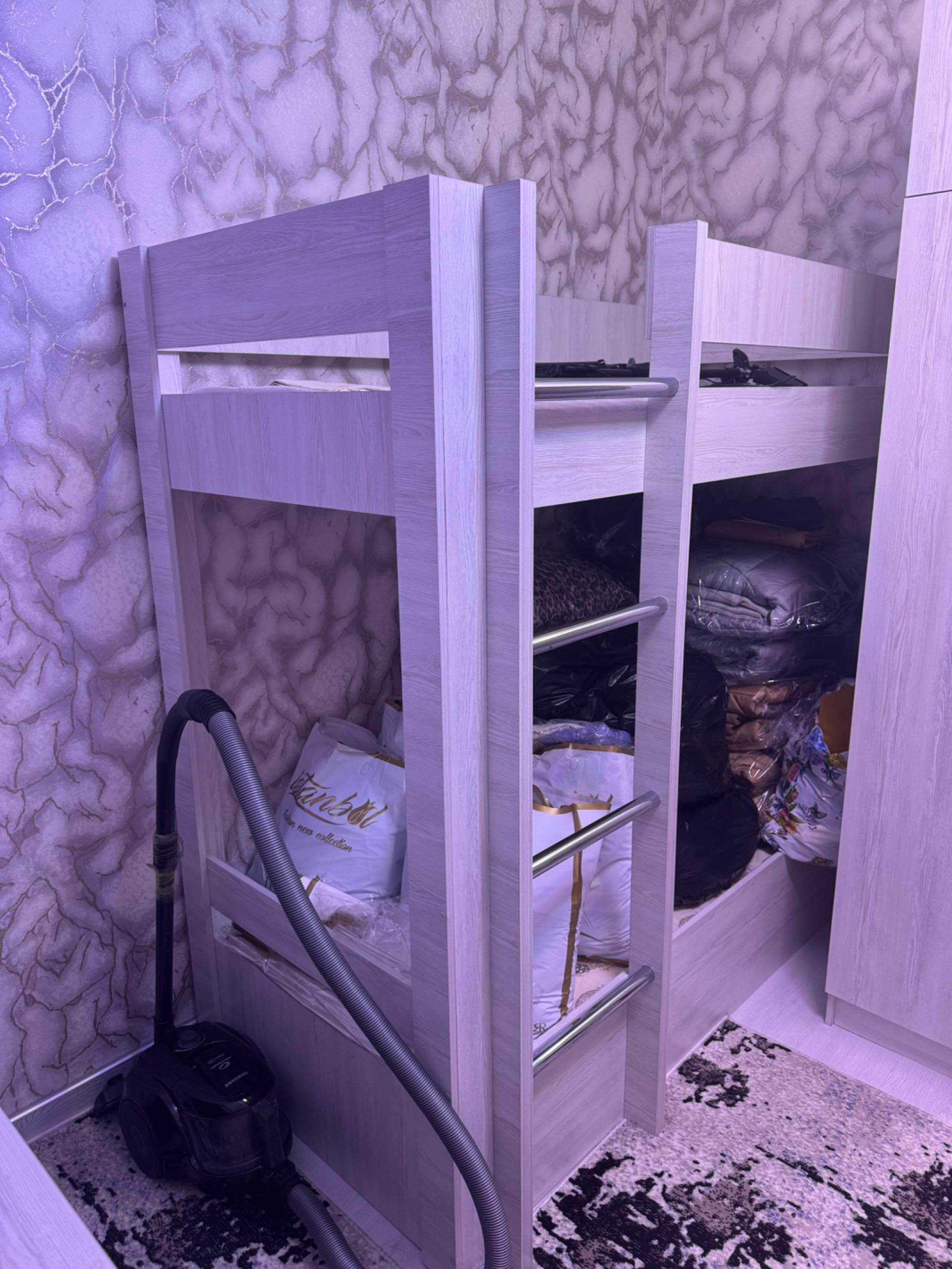 MEBEL DETSKIY KOMPLEKT arzonga holati ideal