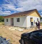 Case pe structura metalica