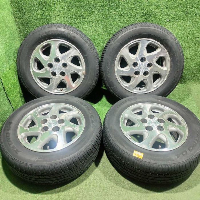 Продам Диск с шинами Zetro на Toyota Camry Gracia 205/65 R15 летний