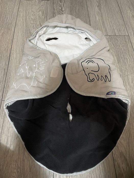 Paturica de infasat bebe in scaun sau carucior