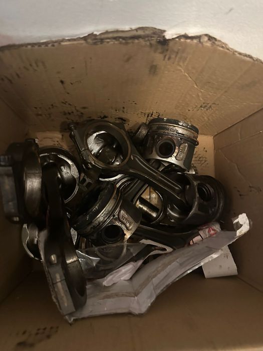 Motor 4,4  Biela piston range rover motor 4.4 v8 448DT originale