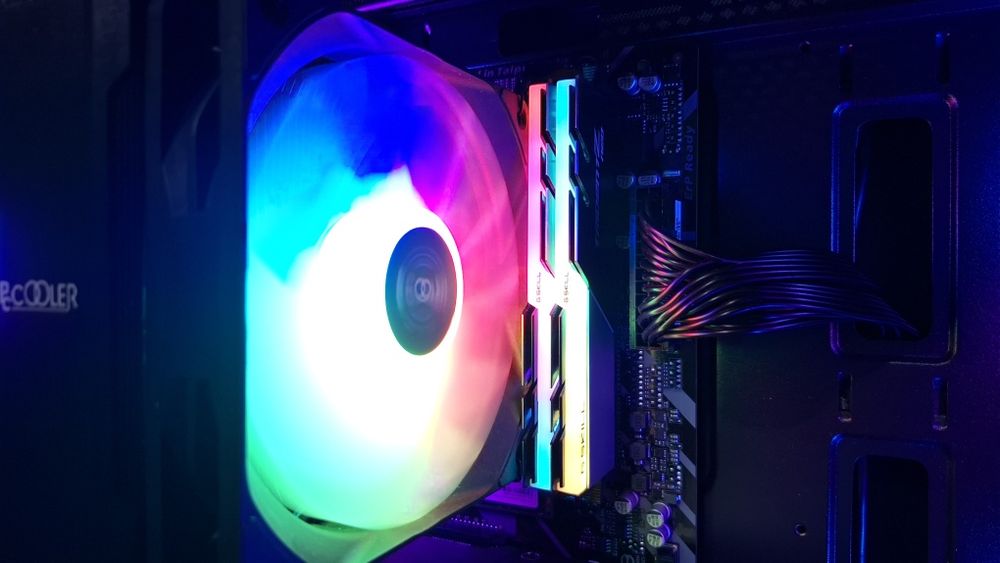 PC Gaming - Ryzen 5 3600 + 16GB + GTX 1660Ti