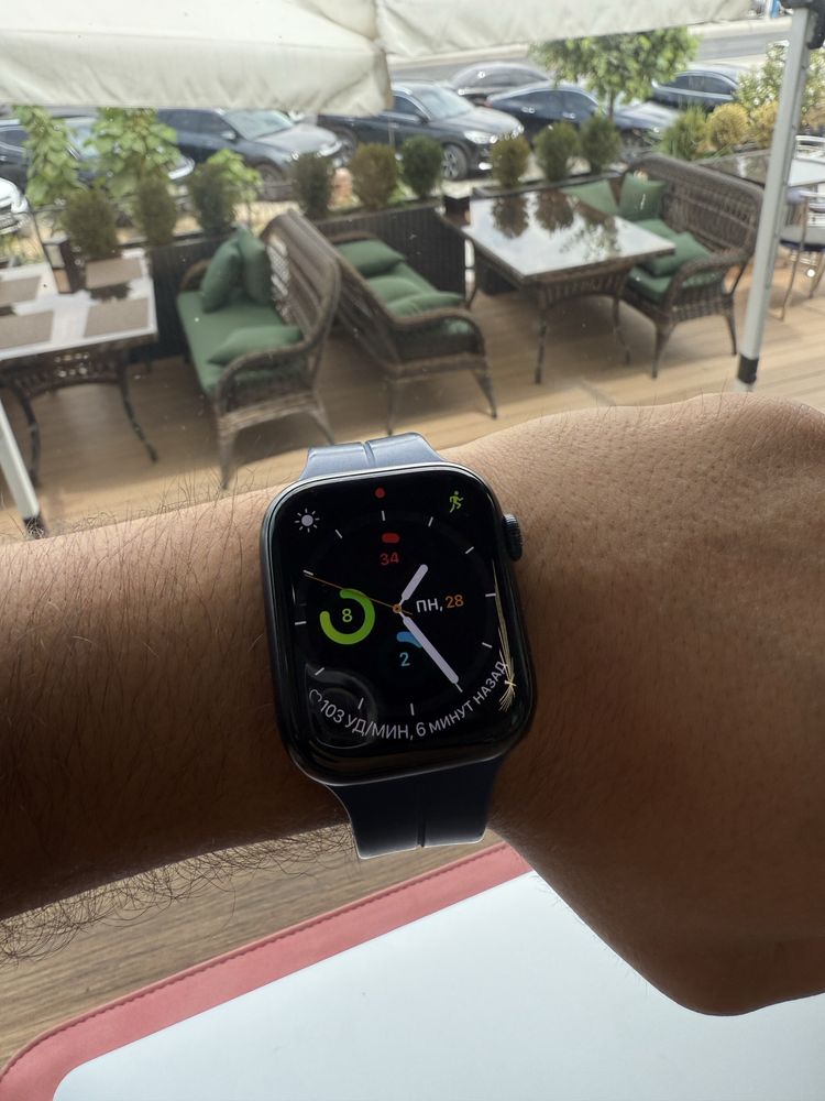 Apple iWatch 9 45 mm