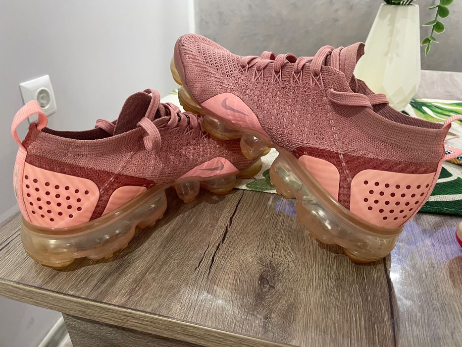 Оригинални Nike 38.5