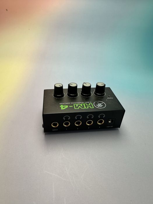 HM-4 - splitter pentru 4 căști