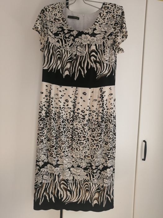 Красивые платья и в пир и в мир...