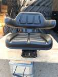 Scaune de tractor de U-650 garantie livrare si tva inclus