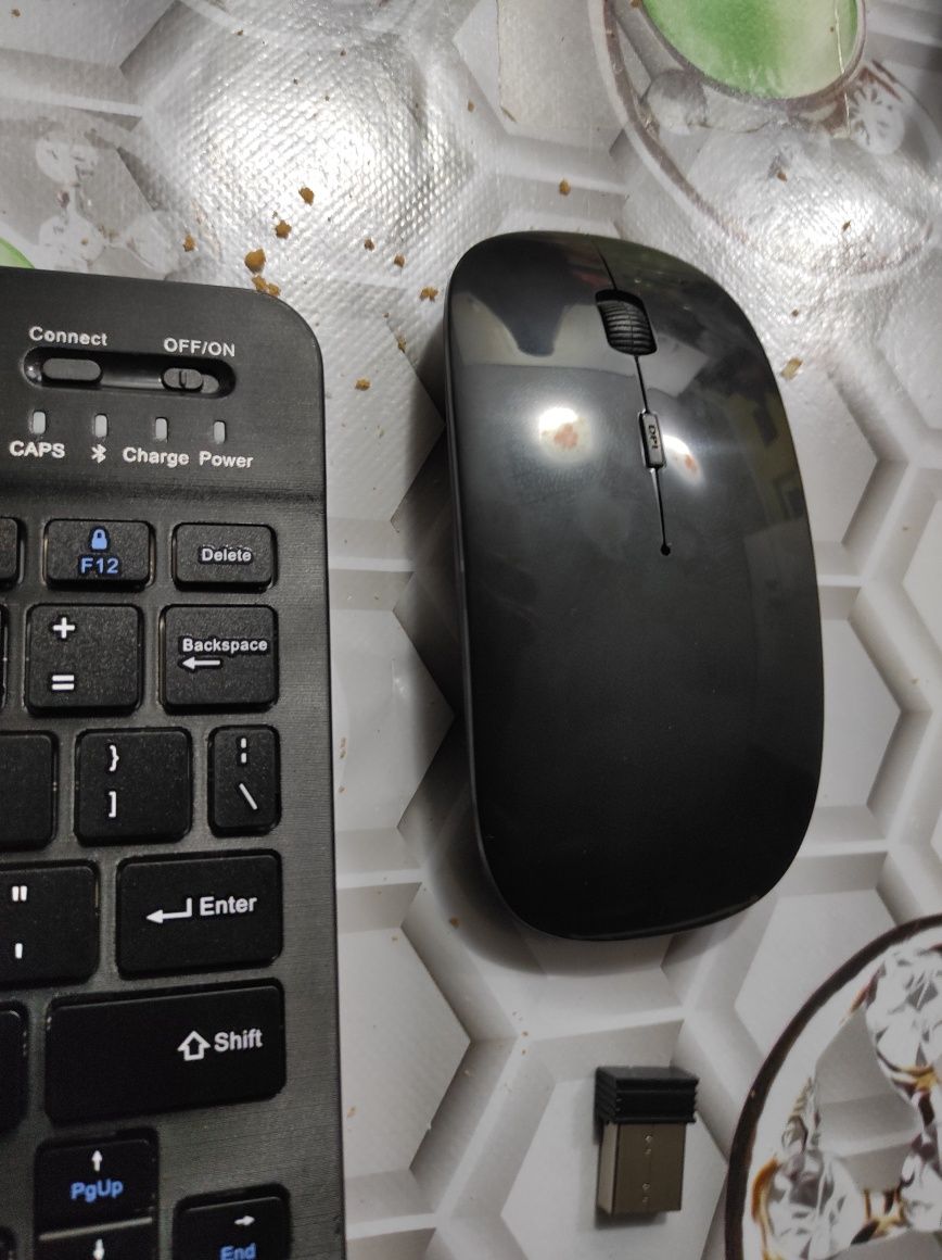 Tastatura +mouse fara fir