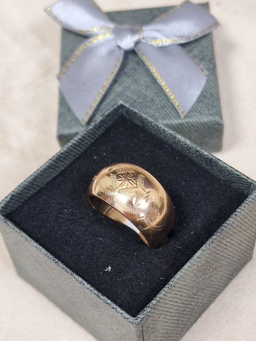 Кольцо золотое ЖанТаС ломбард Астана
