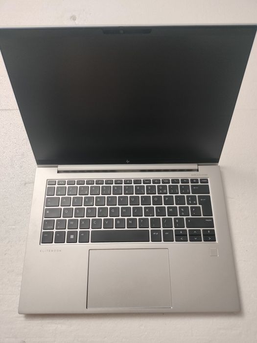 HP 845G9 ryzen5 PRO 6650U cu Radeon Ghrapics