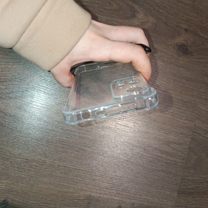 отдам новый чехол,не подошёл