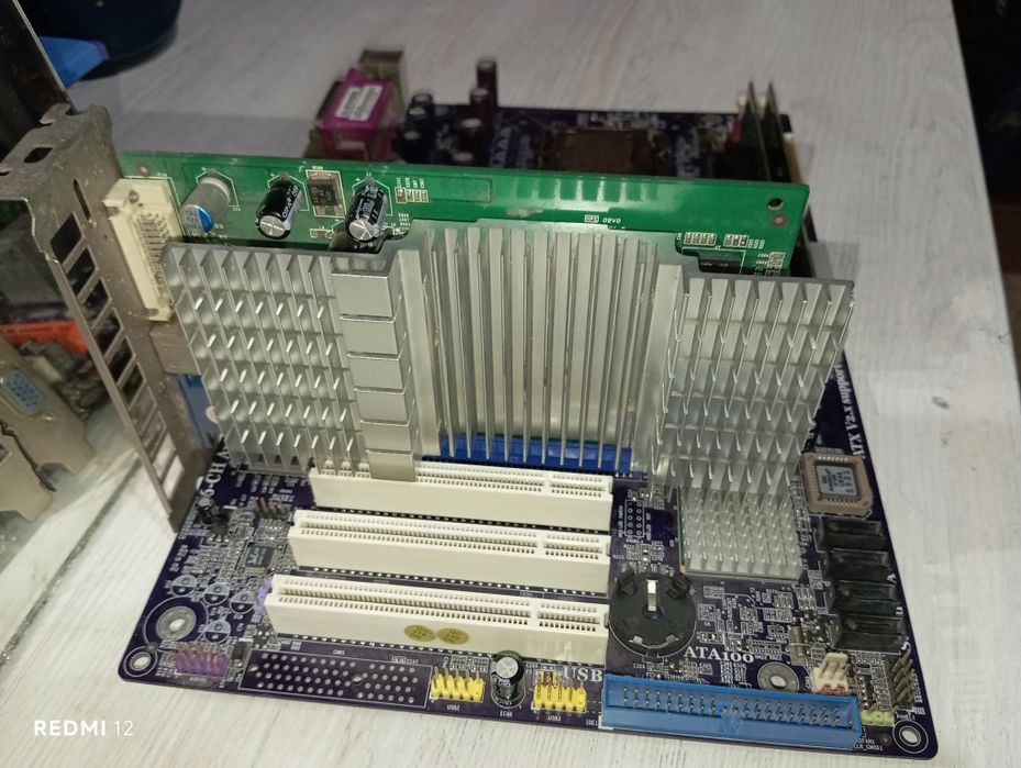 Плата для компьютера