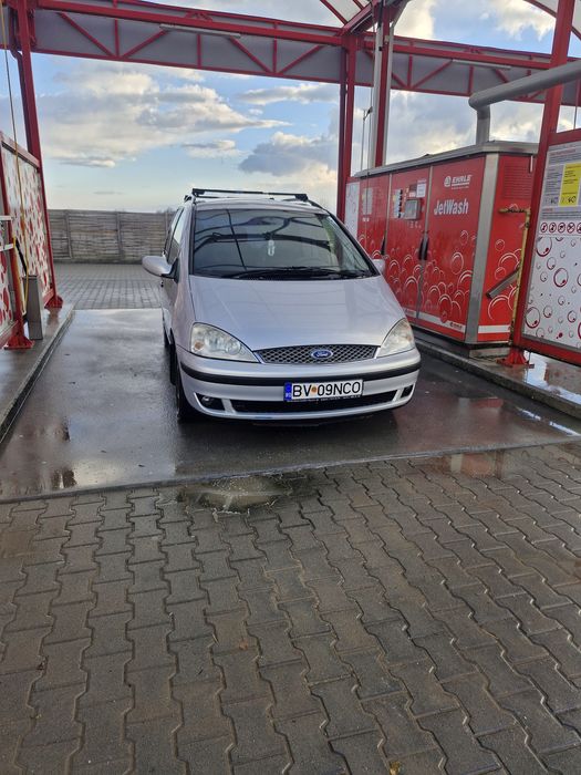 FORD GALAXY masina Rulează