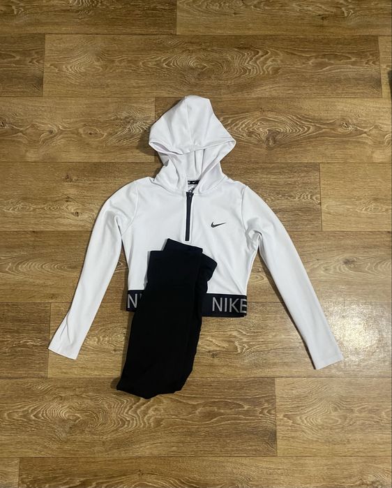 Дамски комплекти