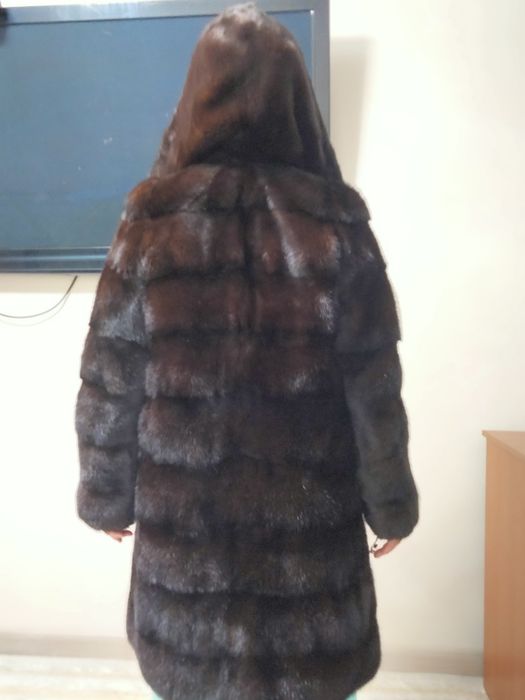 Продам норковую шубу