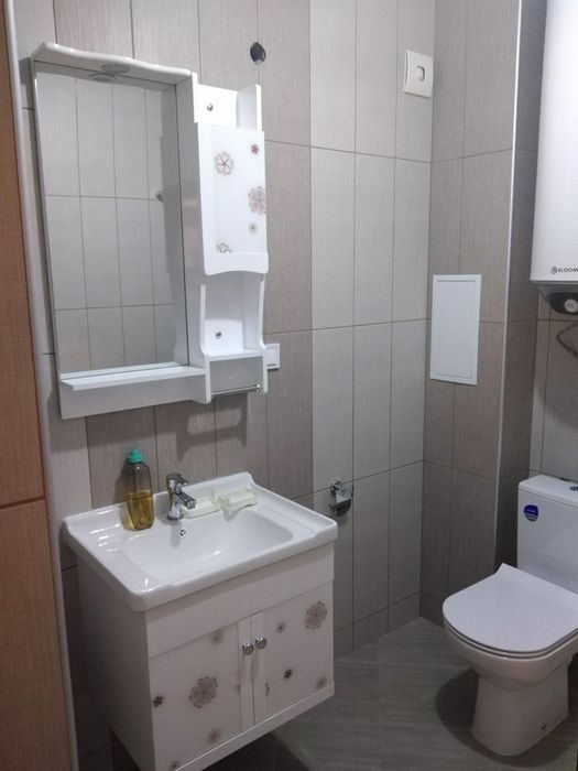 Дава се под наем Тристаен апартамент в Пловдив, Тракия - 100 кв.м за 550 € - Снимка #7