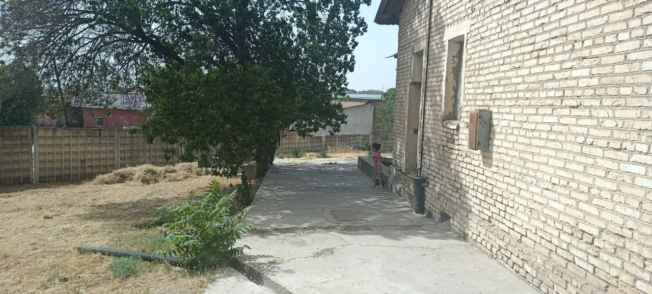 Продается дом Улугбек на против Ташкент самарканд питак