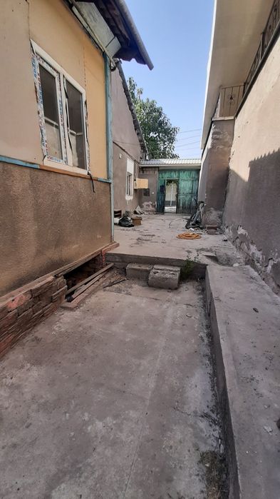 Срочно продаётся участок Бодомзор 3.3-соток 4-комнота