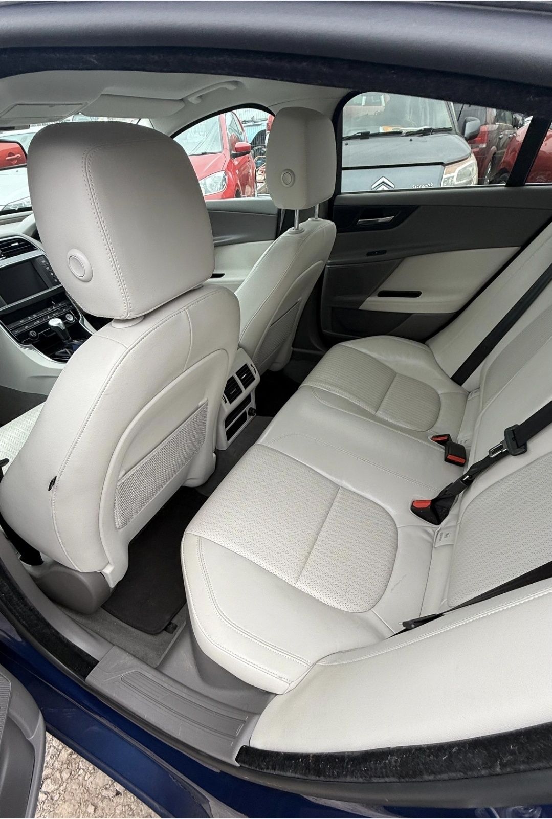 Dezmembrez Jaguar Xe 204dtd ingenium