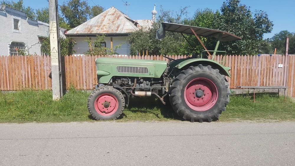 Vand tractor Fendt, semanatoare, plug, batoza, prasitoare, tocator