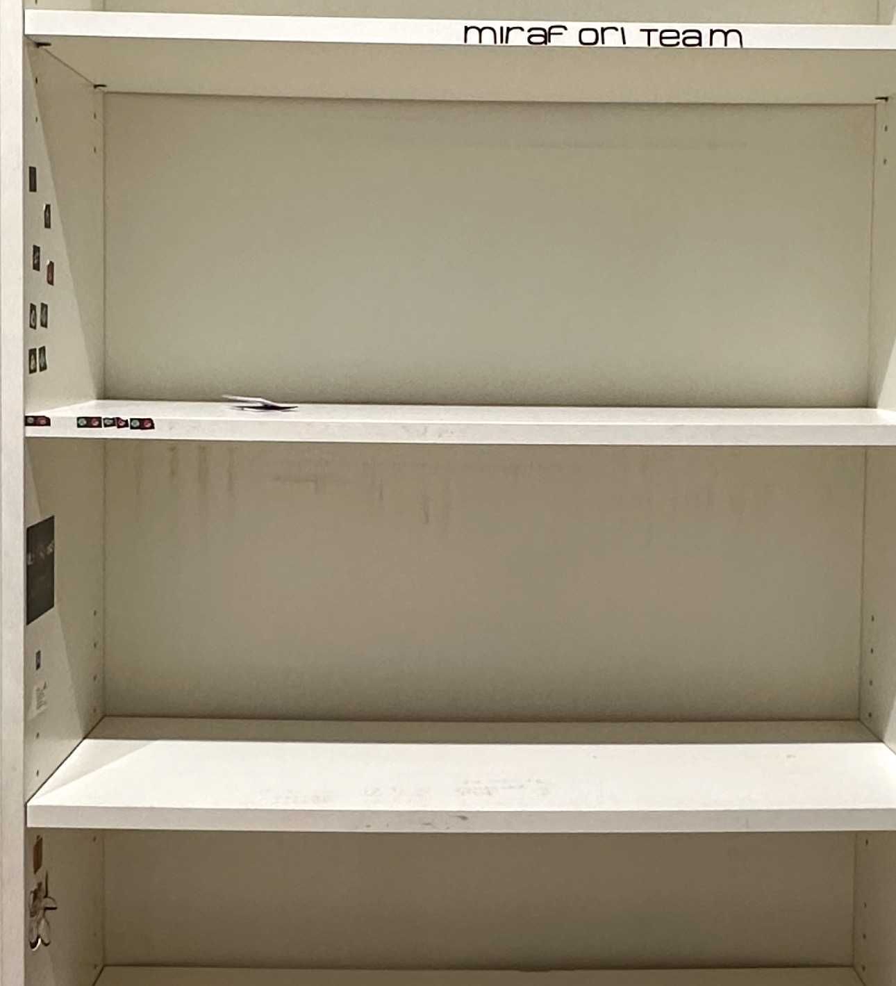 Библиотека HEMNES IKEA