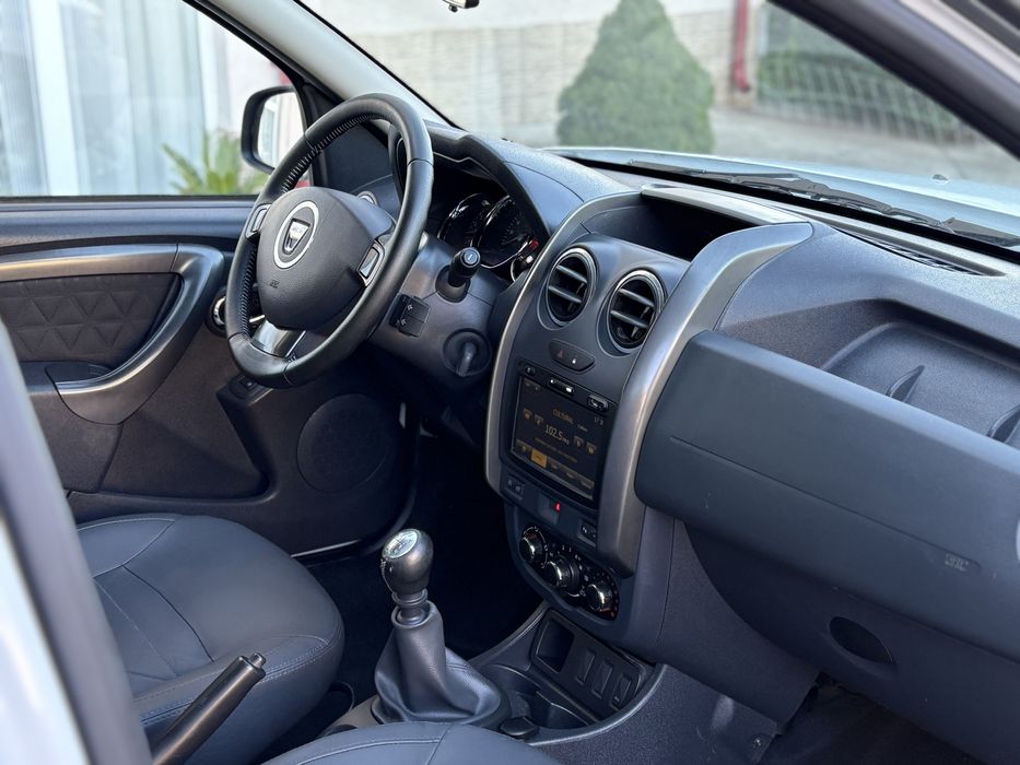 Dacia Duster 1.5 dci - 110c.p Navi , Piele , Euro 5