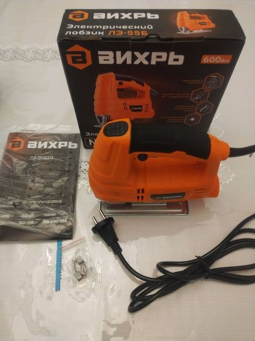 Лобзик електрическая 600вт