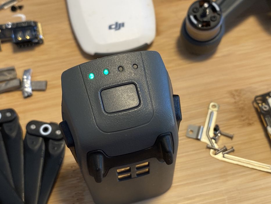 Piese Dji Spark baterie carcasa motoare placa baza camera gimbal