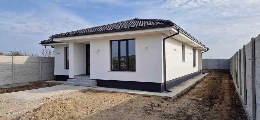 Case pe structura metalica