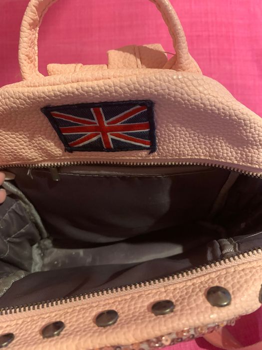 Различни чанти - дамски и детски